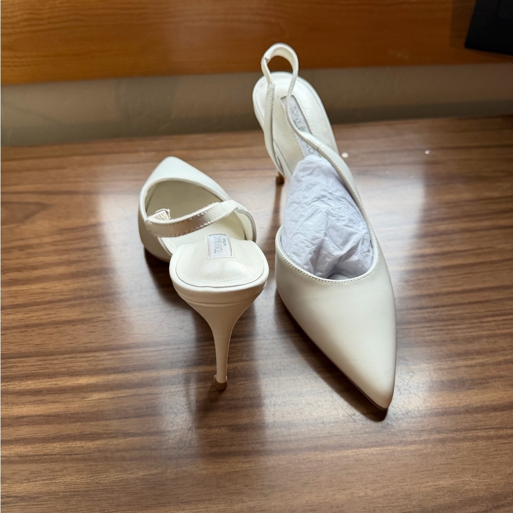 Tony Bianco Peta Milk Capretto Slingback - Picture 2 of 7